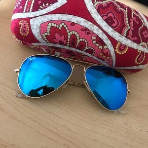 Barley worn! Great condition blue aviator RayBans